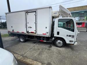 se vende Chevrolet DIESEL NKR 612 AC